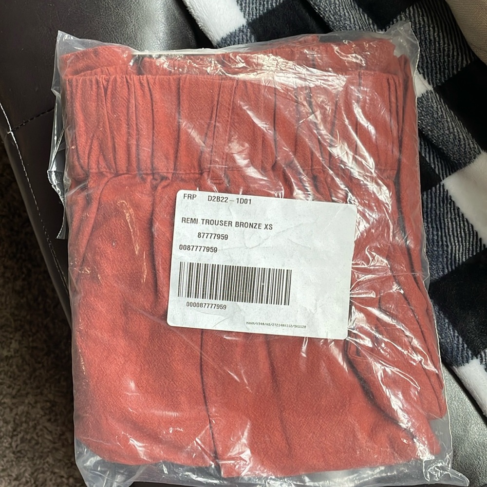 remi trousers